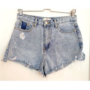 Women’s Distressed Zan Jean Shorts Size Large
